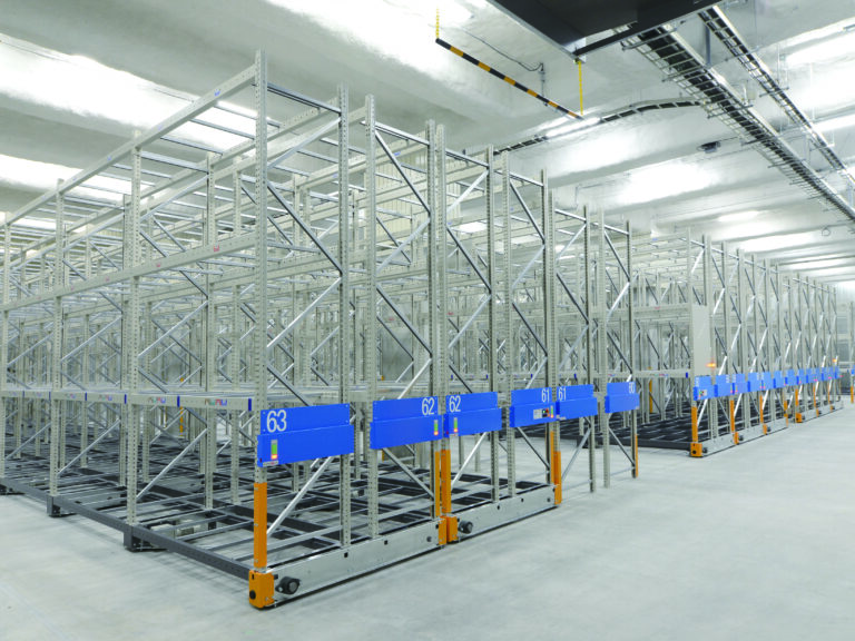 スチールラック